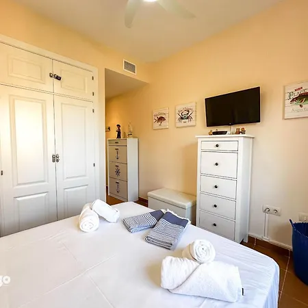 Apartment Albatros Golf 2 Bedroom Pir01 *