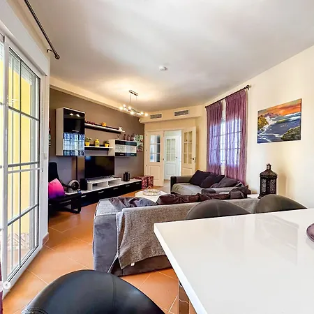 Apartment Albatros Golf 2 Bedroom Pir01 *